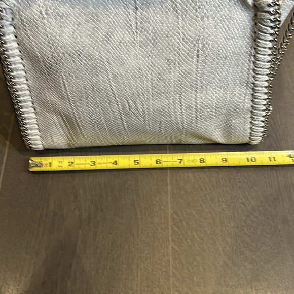 INZI Chain Border Silver Faux Leather Snakeskin pattern Purse - Picture 16 of 16